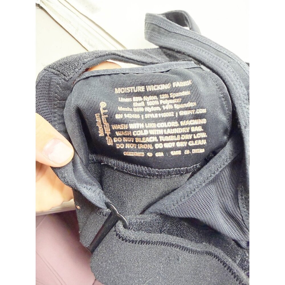 SHEFIT Black Front-Zip High-Support Sports Bra - Picture 4 of 5